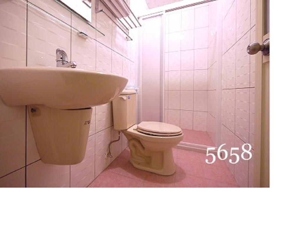 Apartmán Hua Qiao De Jia Donggang Exteriér fotografie